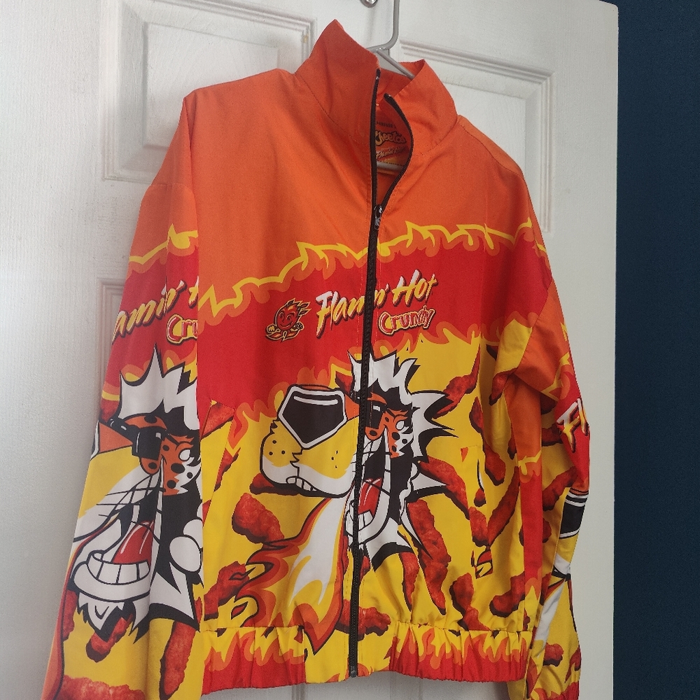 Forever 21 Flamin’ Hot Cheetos Windbreaker floming hot  Jacket US SIZE medium